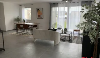 Maison 6 pièce(s)