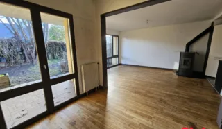 Maison 6 pièce(s)