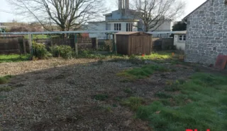Terrain 261m²