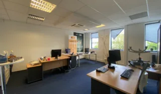  BUREAUX 445 m² CESSON-SEVIGNE