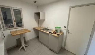  LOCAUX D'ACTIVITÉS 300 M² PONTCHATEAU