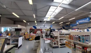 LOCAUX COMMERCIAUX LOCAUX D'ACTIVITÉS 1 217 M² LA BAULE ESCOUBLAC