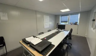  LOCAUX D'ACTIVITÉS 330 M² SAINT HERBLAIN