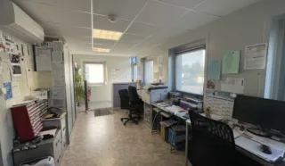  LOCAUX D'ACTIVITÉS 330 M² SAINT HERBLAIN