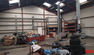  LOCAL D'ACTIVITES 425 M² PLOUEZEC
