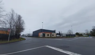  LOCAUX D'ACTIVITÉS 180 M² SAINT NAZAIRE