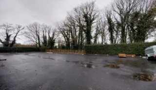  LOCAUX D'ACTIVITÉS 180 M² SAINT NAZAIRE