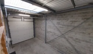  LOCAUX D'ACTIVITÉS 180 M² SAINT NAZAIRE
