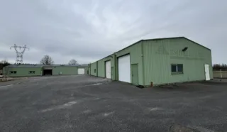  LOCAL D'ACTIVITÉS 851 m² PONTCHATEAU