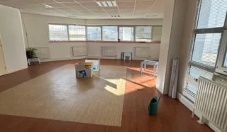  BUREAUX 359 M² NANTES