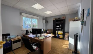 Local industriel Bouguenais 306 m²