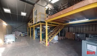  LOCAL D'ACTIVITES 260 m² LANESTER