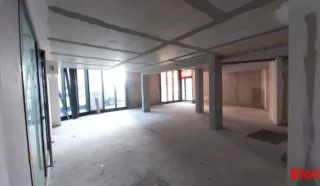  CELLULE COMMERCIALE en DUPLEX 136 m² ST MALO