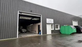  LOCAUX D'ACTIVITÉS 250 M² LES SORINIERES