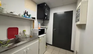  LOCAUX D'ACTIVITÉS 250 M² LES SORINIERES