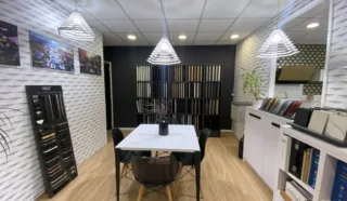  LOCAL D'ACTIVITÉS AVEC SHOW ROOM 350 m² BREAL SOUS MONTFORT