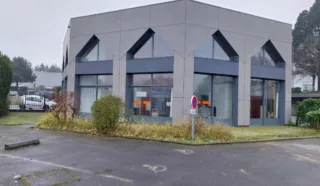  Local d'activités / Local professionnel Bouguenais / Nantes Sud 570 m²