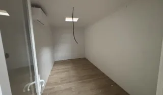  LOCAL D'ACTIVITÉS HENNEBONT 200 m²