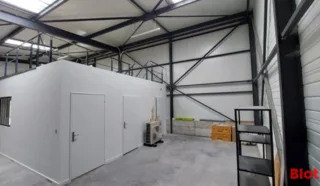  LOCAUX D'ACTIVITÉS 227 M² VIGNEUX DE BRETAGNE