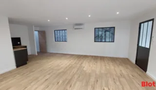  LOCAUX D'ACTIVITÉS 227 M² VIGNEUX DE BRETAGNE