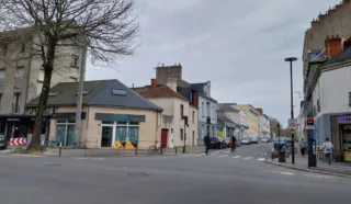  LOCAUX COMMERCIAUX BUREAUX 90 M² NANTES