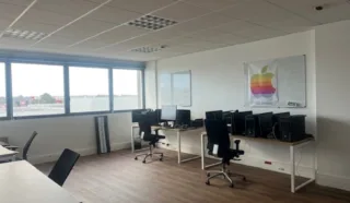  Bureaux 197 m² VANNES