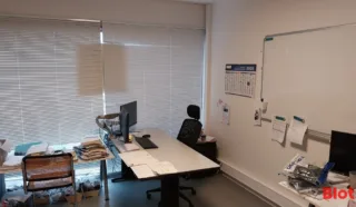  LOCAUX D'ACTIVITÉS 430 M² PLÉRIN