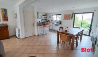 Maison 6 pièce(s)