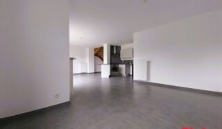 Maison 4 pièce(s)