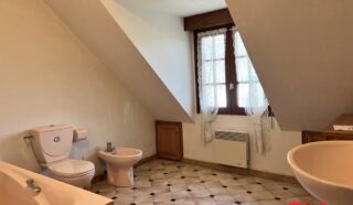 Maison 4 pièce(s)