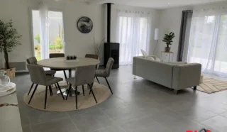 Maison 6 pièce(s)