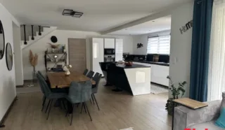 Maison 6 pièce(s)