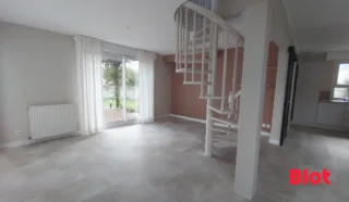 Maison 5 pièce(s)