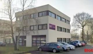  BUREAUX 83 m² CESSON-SEVIGNE