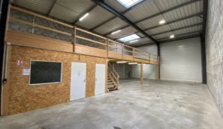  LOCAL D'ACTIVITÉS 280 m² PACE
