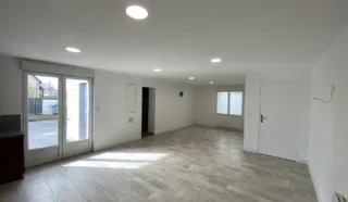  LOCAL D'ACTIVITÉS 200 m² MELESSE