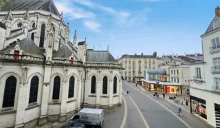  BUREAUX 412 m² NANTES