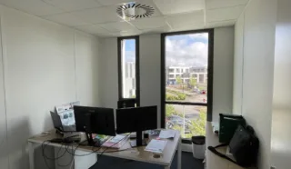  BUREAUX 254 m² PACÉ