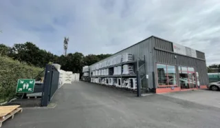  LOCAUX D'ACTIVITÉS 384 m² BREST