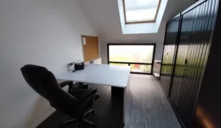  BUREAUX 94 M² LA BAULE