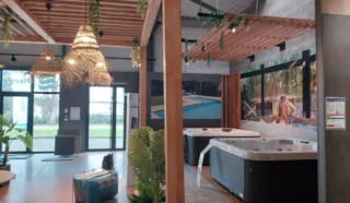  LOCAUX COMMERCIAUX 173 M² SAINT BREVIN