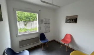  BUREAUX 80 M² VERTOU