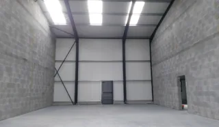  Locaux d'activités 133 m² DAMGAN