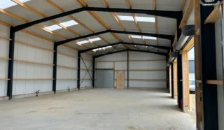  LOCAL D'ACTIVITES  347 m²  LANDERNEAU