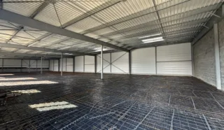  LOCAUX D'ACTIVITÉS 152 M² DERVAL