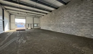  LOCAUX D'ACTIVITÉS 152 M² DERVAL