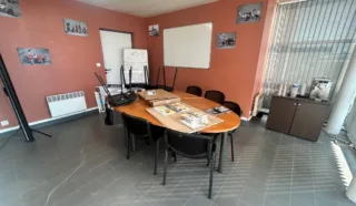  LOCAL D'ACTIVITÉS INDÉPENDANT 1 050 m² GRAND-FOUGERAY