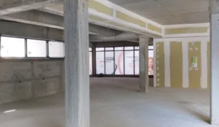  LOCAL PROFESSIONNEL  211 m² BREST