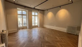  BUREAUX 294 M² NANTES