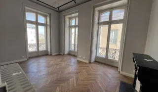  BUREAUX 294 M² NANTES